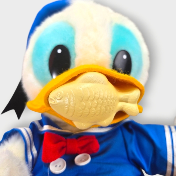 NWT Disney Plush Doll Vintage Donald Duck 16in Retro Sun and Star Rare 1970s L - Picture 13 of 15